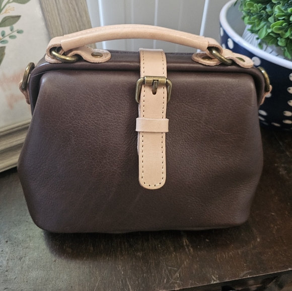 Leather Two Toned Doctors Bag 🤎🤍 - Picture 1 of 7